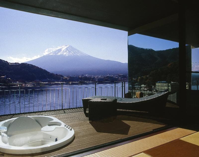 Kaze No Terrace Kukuna Hotel Fujikawaguchiko Exterior photo